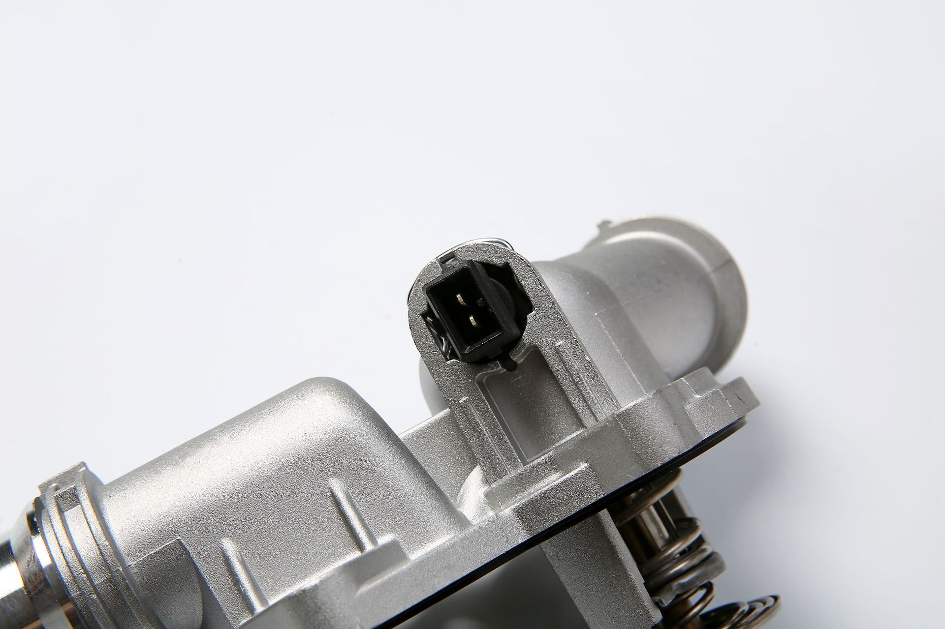 11537509227 11531437040 11531436823 Is Suitable for Bmw Thermostat 3 Series 5 Series Z4
