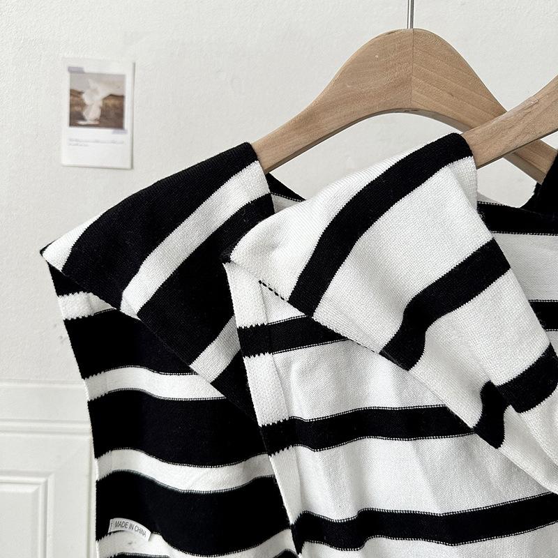 Challas de punto a rayas para mujeres 2025 aire acondicionado coreano aire acondicionado decoración cruzada pequeña camisa fábrica directa al por mayor