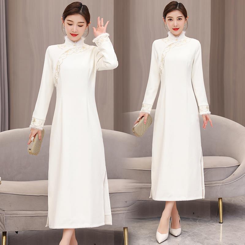 9099 Real Shot 2023 Winter Woolen Long Dress Chinese Style New Chinese Tea Dress Thick Fur Collar Embroidered Long Sleeve Dress 9099 Real Shot 2023 Winter Woolen Long Dress Chinese Style New Chinese Tea Dress Thick Fur Collar Embroidered Long Sleeve Dress