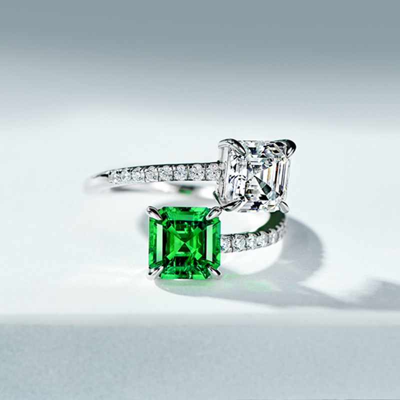 Moissanite Couple Ring With Four Claw Setting And Adjustable Band_voghion.com