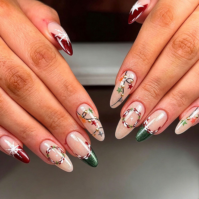 30 pieces of cross-border holiday Christmas press-on nails in red and green with snowflakes and stars, available in various sizes, detachable handmade nail pieces wholesale