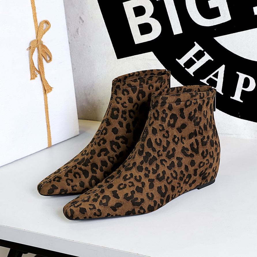 Vintage overknee laarzen voor dames met sleehak_voghion.com