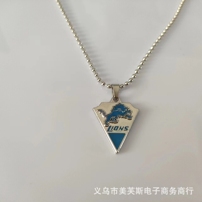 Cross-border US NFL 32 team football team logo logo drop oil triangle necklace factory direct sales
