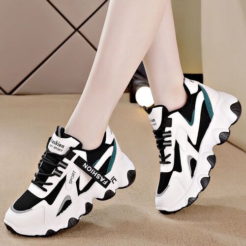 Old Father Shoes Women's INS Trend 2025 Spring New Thick Sole Height White Shoes Leisure Breathable Women's Sports Shoes