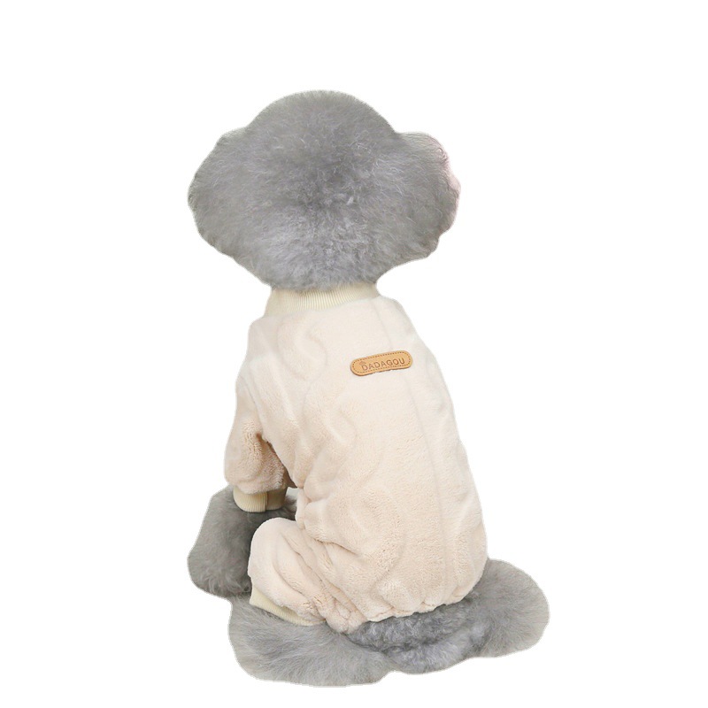 Mascota de cuatro patas ropa de terciopelo gato y perro ropa de otoño e invierno nueva ropa de terciopelo de cuatro patas mascota 22 giro de cuatro patas ropa de terciopelo