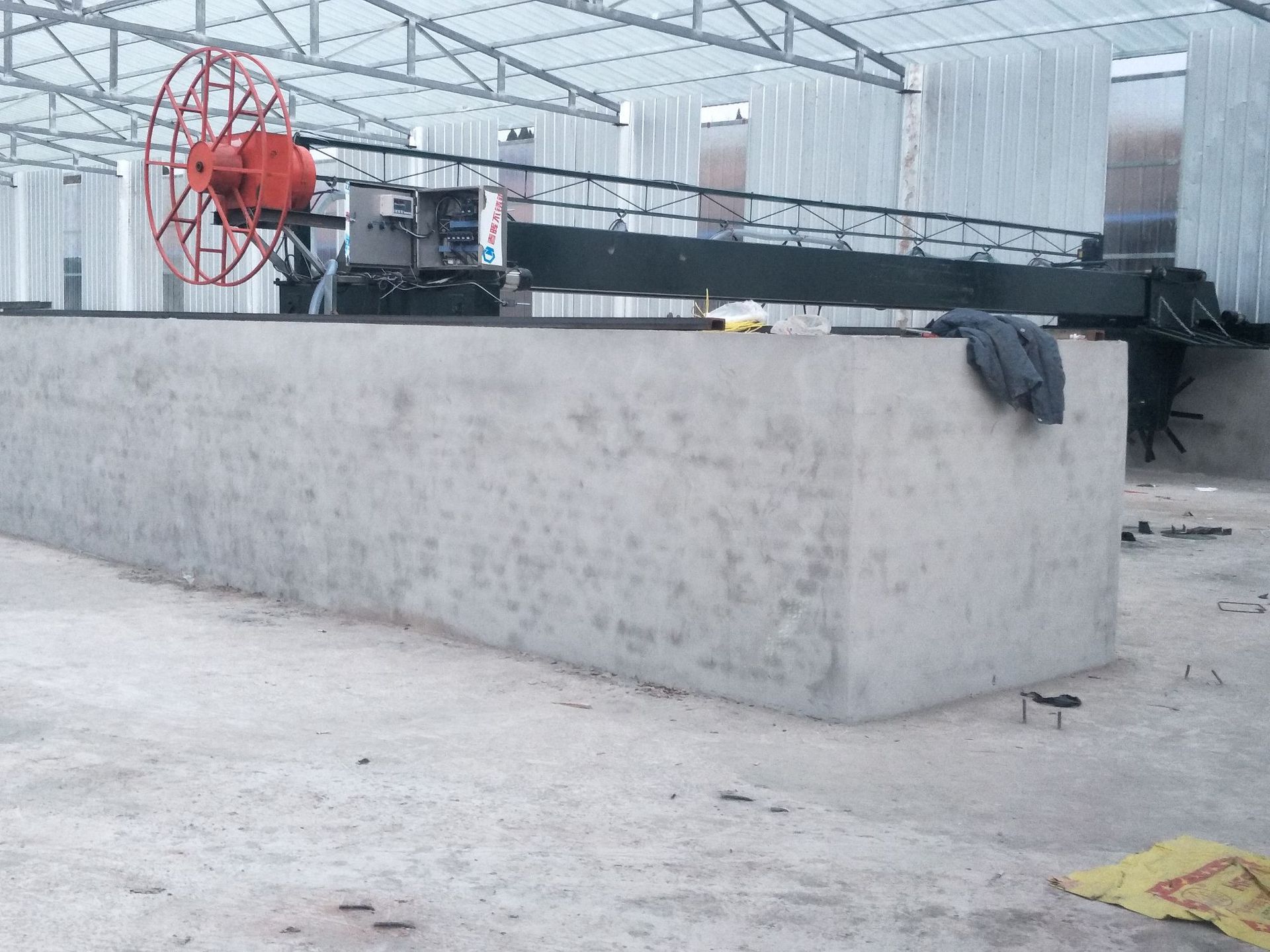 琪源维护简便羊粪发酵翻堆机有机肥发酵翻堆设备