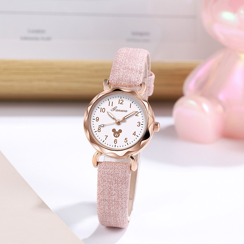 New Niche Cartoon Watch Wholesale Cute Ladies Ins Student Mickey Mouse Exam Small Fresh Children's Watch