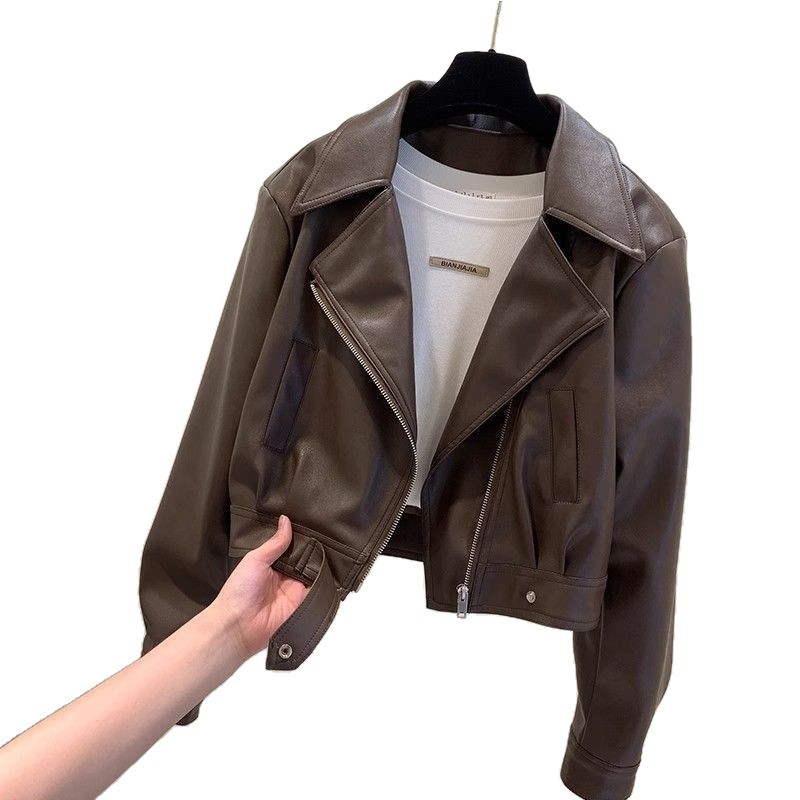 Lässige PU-Lederjacke für Damen – Slim Fit, kurzer Bikermantel mit Polokragen, locker sitzende modische Oberbekleidung für Herbst und Winter (Schwarz, Braun)_voghion.com