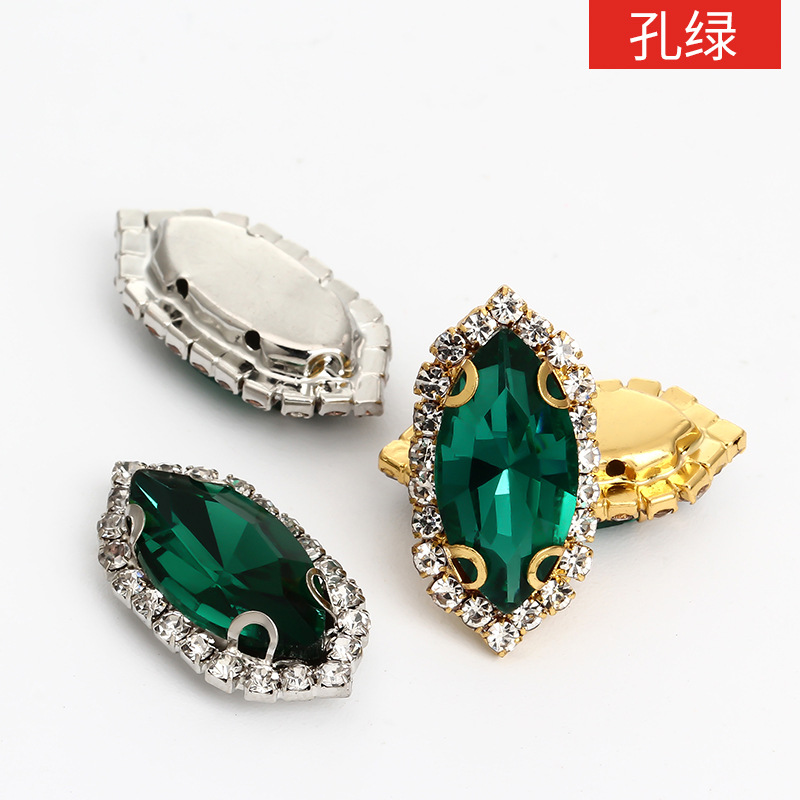 Ojo de caballo, borde, garras, taladro perforado, taladro cosido a mano, soporte inferior grueso, tocado, equipaje, accesorios de ropa, hebilla de cristal de ojo de caballo