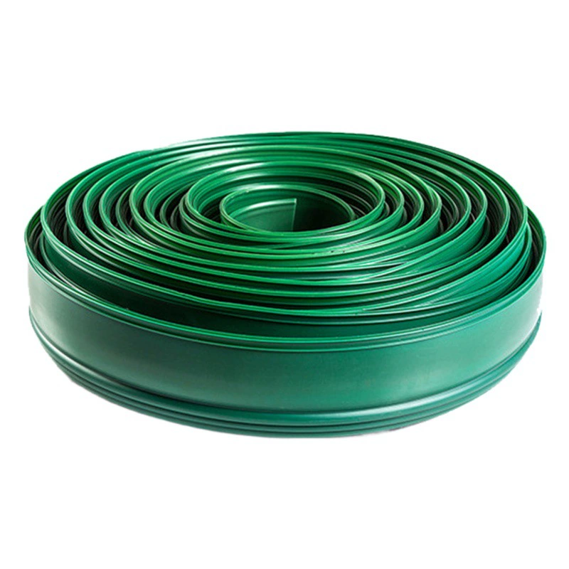 Зеленая трава камень разделения пояса сад газон зеленый забор вырезать корень пояс с камнем