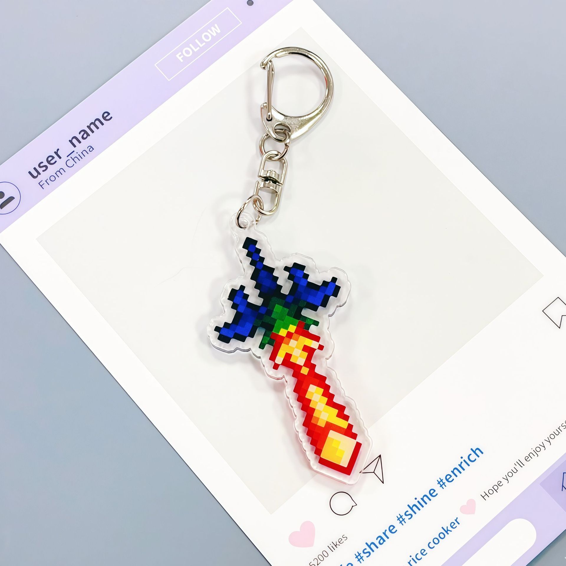 Mi mundo elemento caliente del dios de la guerra de la cuchilla de la vela para enviar a los amigos colgar regalos llaveros acrílicos