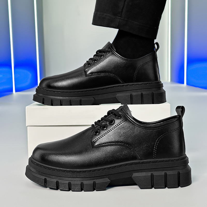 Otoño nuevos zapatos de cuero negros para hombres, zapatos de cuero para hombres, trabajo diario de negocios con suela gruesa y alta.