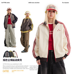 CATTEE アメリカンレトロスポーツスタイルストライプコントラストカラースタンドカラージャケット男性と女性のためのトレンディなアウトドアレジャーカップルジャケット