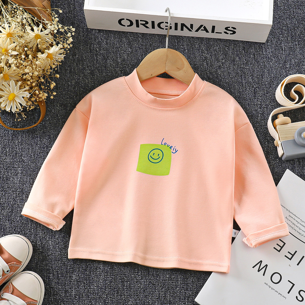 Camiseta infantil de manga larga de algodón primavera y otoño camiseta de base para niños, chaqueta de otoño para niñas, cuello redondo para niños