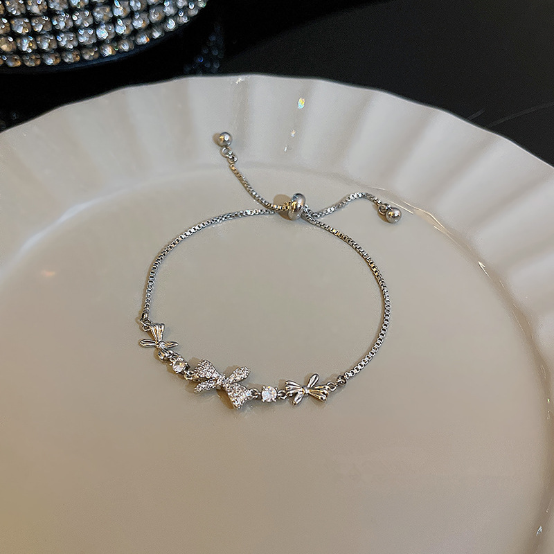 Sparkling Bow Pull Bracelet for Women, High-End, Light Luxury, Niche Design, Bestie Zircon Bracelet, Available for Wholesale