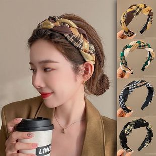 Internet celebrity hair hoop women's high skull top wide edge hair card head decoration twist head hoop female 2023 new high -end hair bundle
