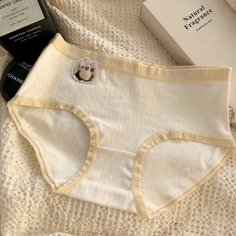 Cotton Comfort: Girls' Soft Cotton Underwear