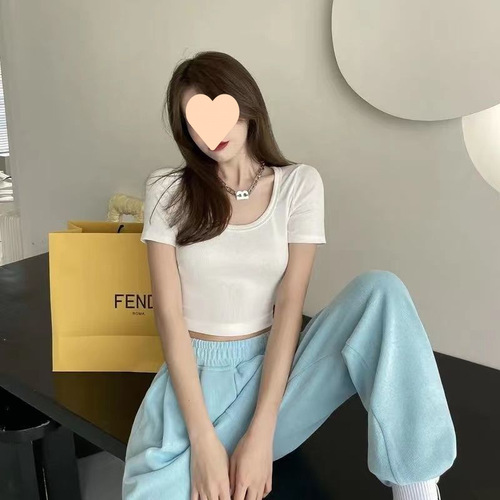 Lady Style White T-Shirt Women Summer 2025 Tight Short-Sleeve Upfront Revealing Sexy Short Top