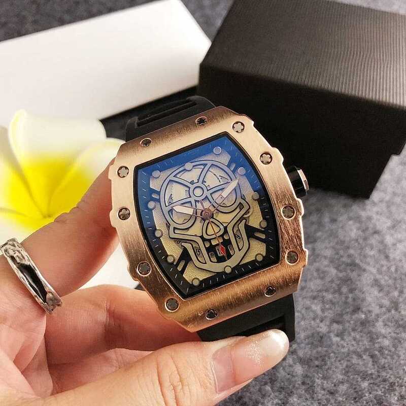 Carbon Fiber Barrel-Shaped Watch Wholesale 2026 Hot-Selling Hollow Ghost Head Watch Men's Silicone Strap High-Quality Quartz Watch