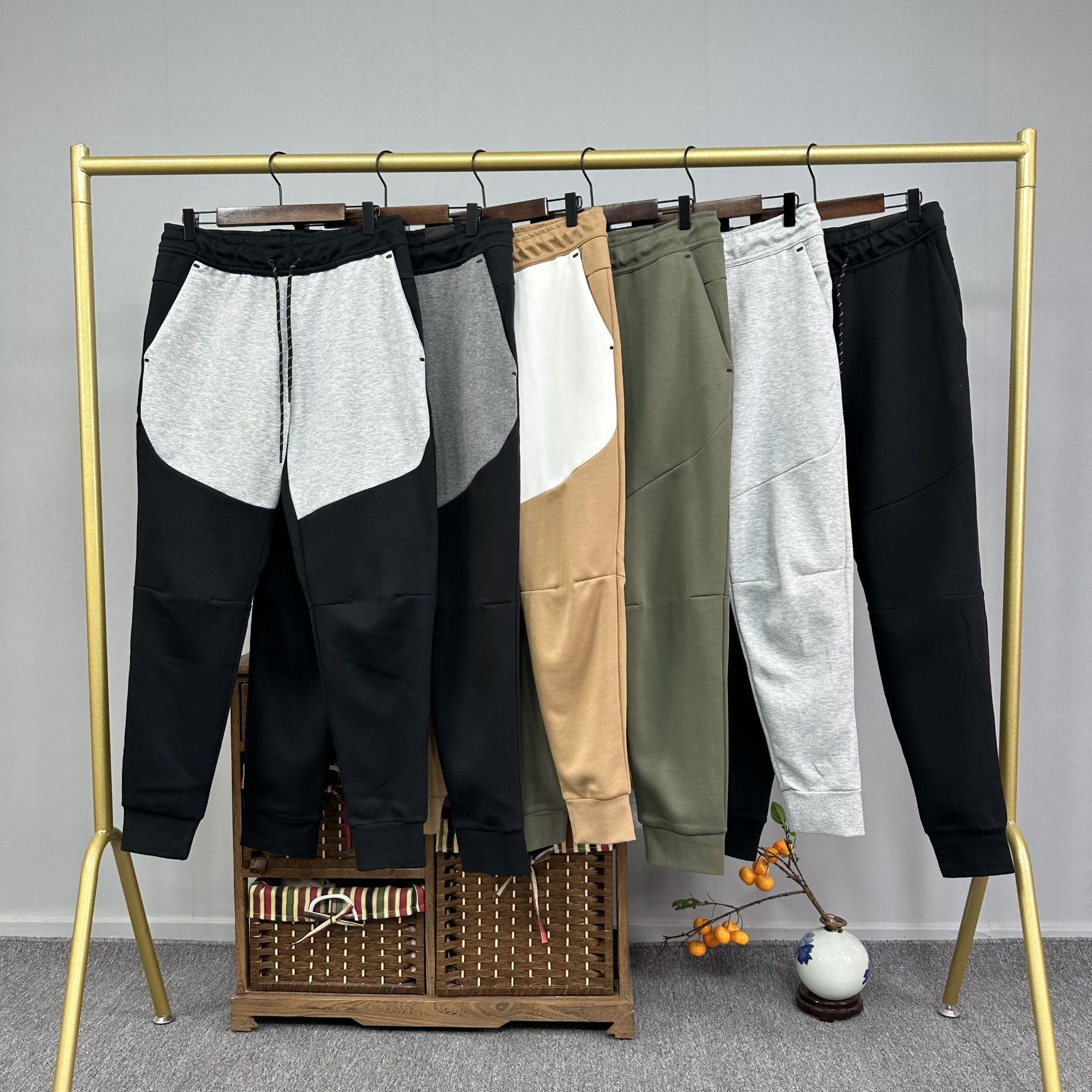 Air layer cotton sports casual trousers_voghion.com