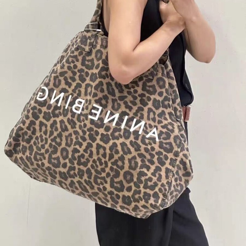 Women's Bag 2025 New Large Capacity Leopard Print Tote Bag Women's Autumn and Winter Bag Retro Work Commuting Shoulder Bag
