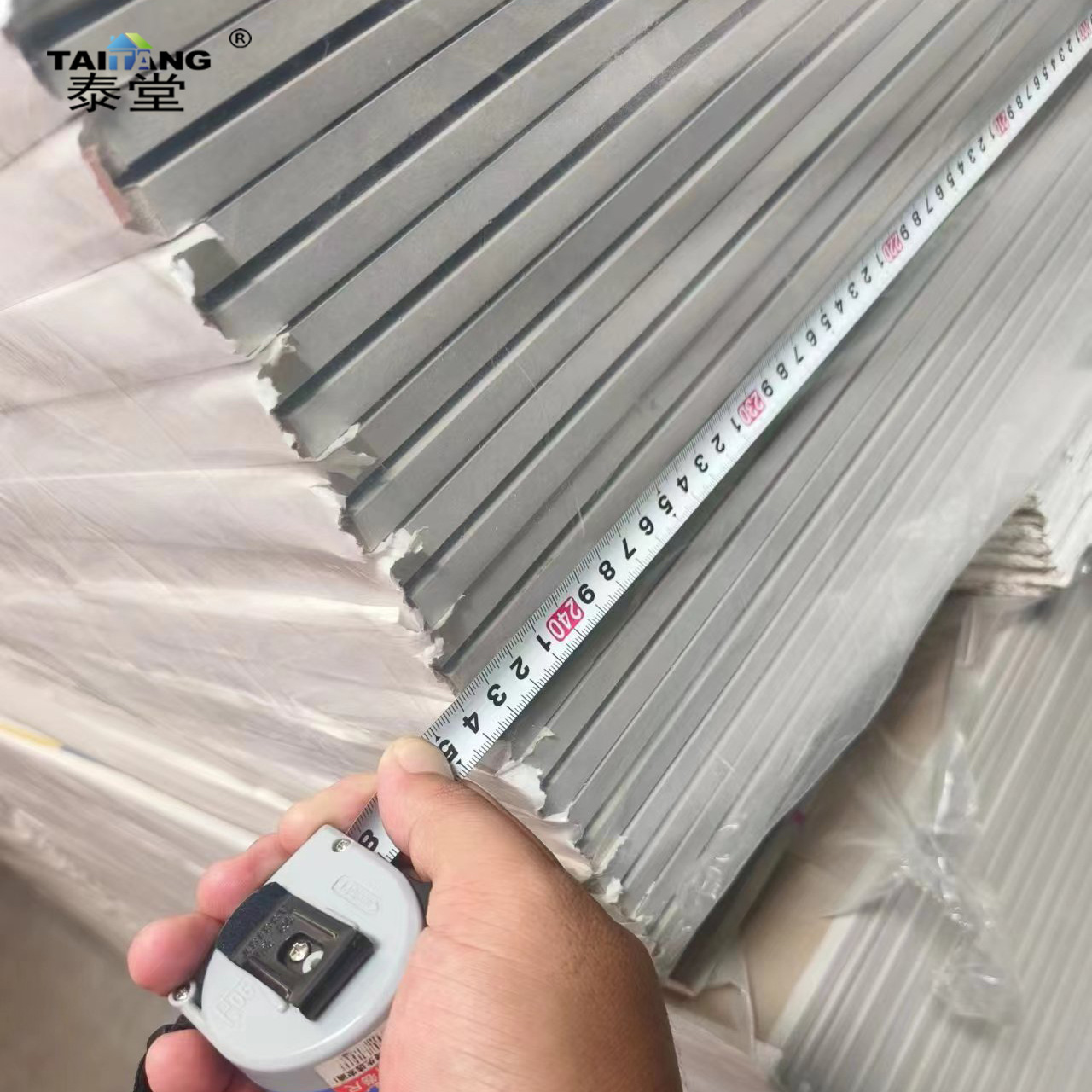 Exportación Senegal impermeable de yeso liso techo Ba13 Plaque Plaster Ceiling