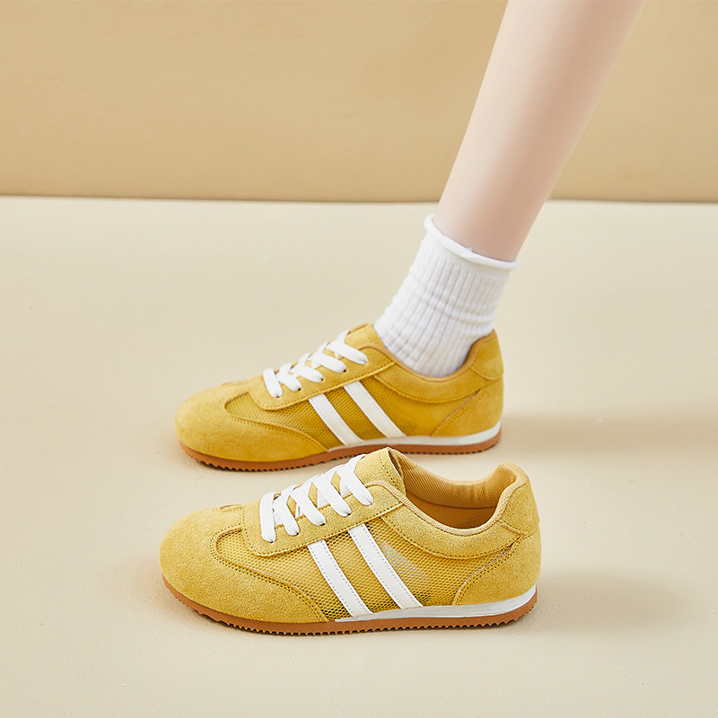 2026 primavera y otoño nuevos zapatos de skate de fondo plano, zapatos deportivos casuales retro, zapatos ligeros de entrenamiento para mujeres