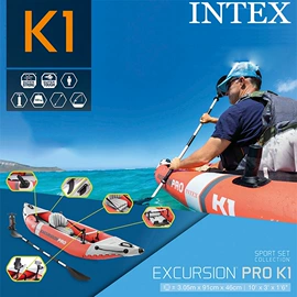 游泳池;水上充气床;游泳圈