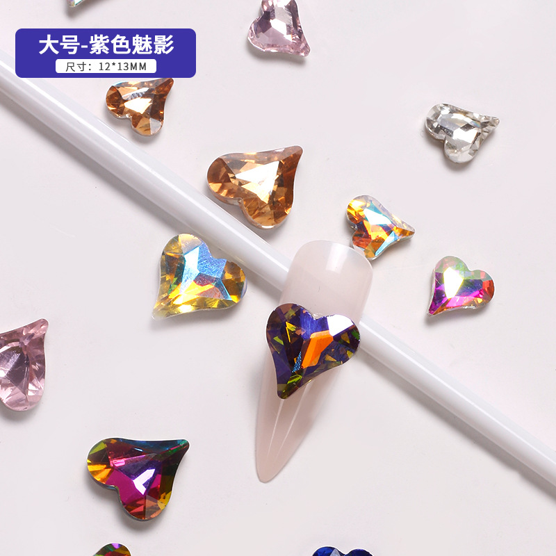 Explosiones japonesas en línea manicuría amor cristal color fantasía perforación de corazón de corazón de corazón gran taladro de cabeza de joyas de braza de la novia