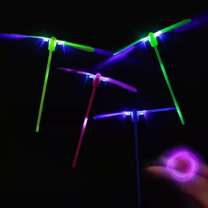 Light-up bamboo dragonfly, spinning and flying, hand-rubbed, classic retro children's toy, wholesale at street stalls, kindergarten gift.