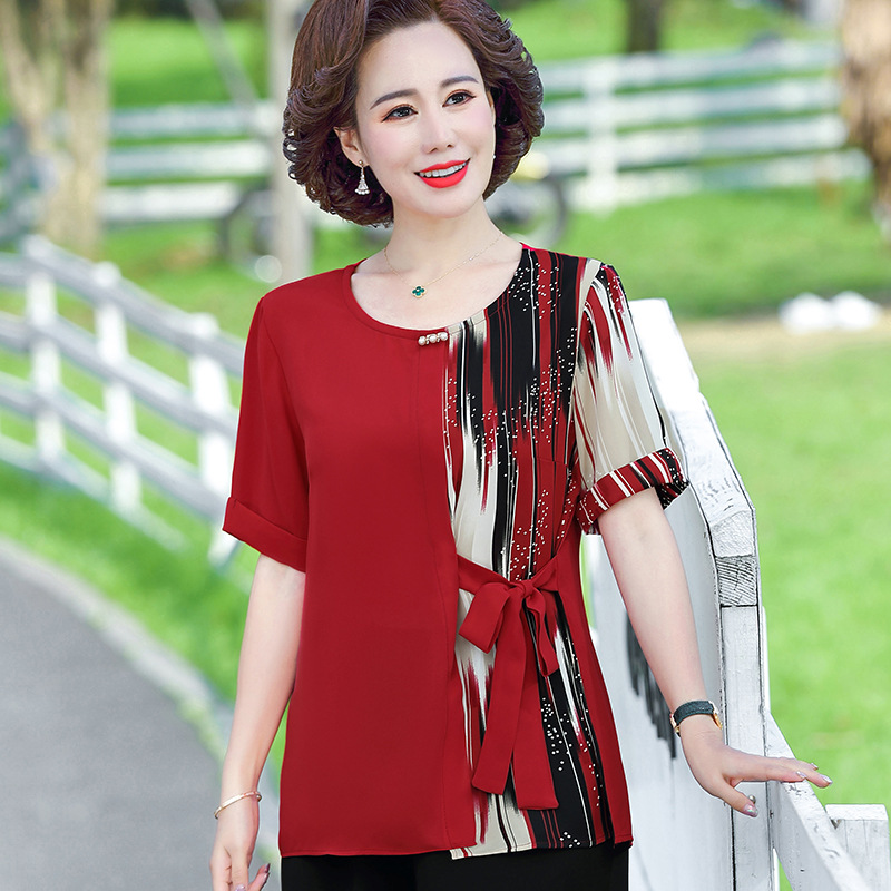 中年妈妈洋气夏装短袖T恤2021新款洋气上衣中老年女装时尚打底衫