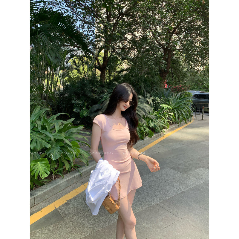 Hot-Selling French-Style Chic Pink U-Neck Dress for Women, Summer 2026 New Model, Waist-Cinching Pure Desire Short Dress Hot-Selling French-Style Chic Pink U-Neck Dress for Women, Summer 2026 New Model, Waist-Cinching Pure Desire Short Dress