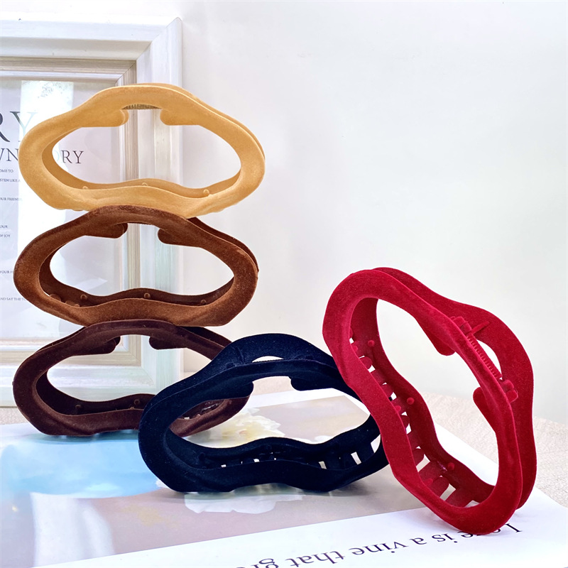 Cross-border otoño e invierno flocado horquilla grande negra pinza clip de tiburón simple de alta calidad tocado para el cabello de los niños accesorios para el cabello