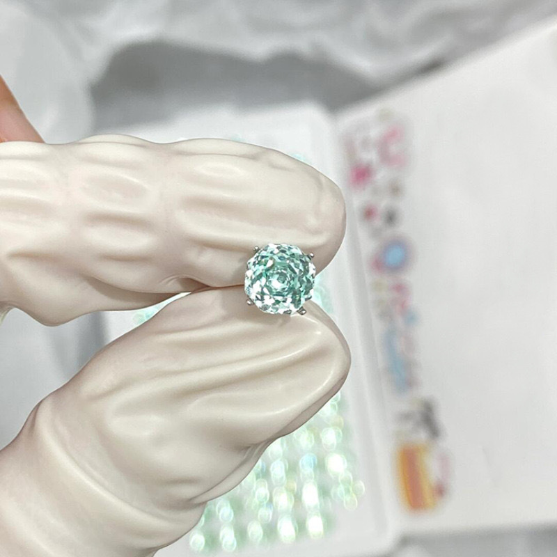 ミントマンボ氷河ブルーローズ切断面ジルコンピアス清冷感フラッシュ夏デザイン感耳飾り