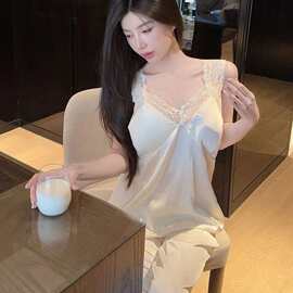 新款睡衣女夏季冰丝纯欲风性感掐腰显瘦V领蕾丝边吊带胸垫家居服