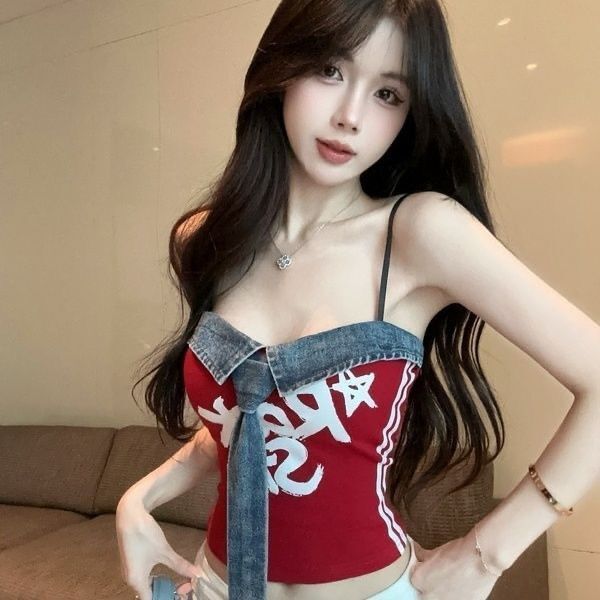 American Denim Red Camisole for Women to Wear as Outerwear in Summer. Thai Style Hot Girl One-Shoulder Tube Top. Unique and Beautiful American Denim Red Camisole for Women to Wear as Outerwear in Summer. Thai Style Hot Girl One-Shoulder Tube Top. Unique and Beautiful