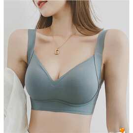 舒适无痕内衣小胸聚拢专用收副乳防下垂胸罩调整型无钢圈文胸套装