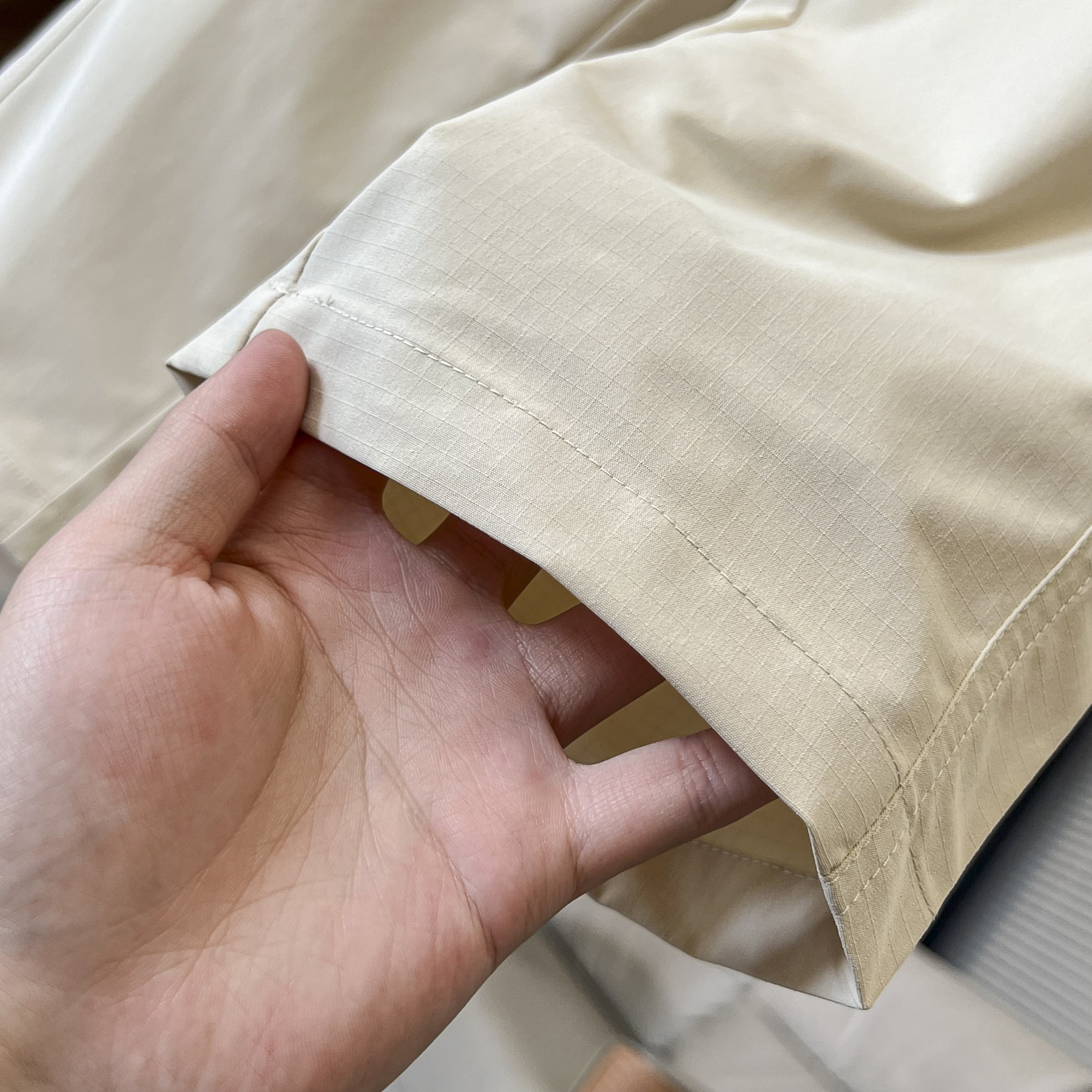 Herrenbekleidung Outdoor lockere Damen kleine gerade Silhouette schnelltrocknende Matrixgitter verschleißfeste atmungsaktive Freizeithose_voghion.com