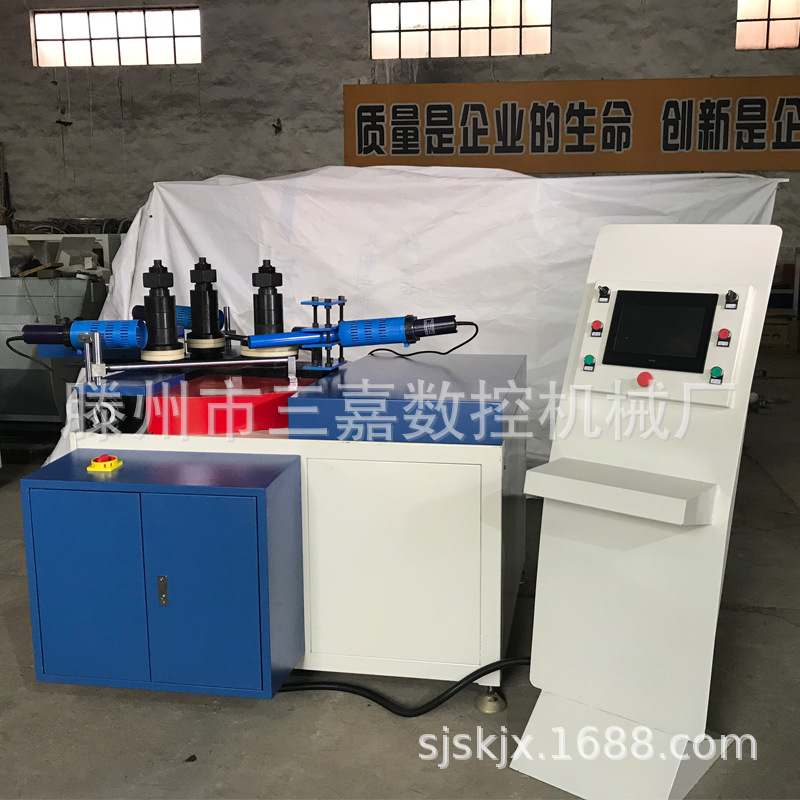 �������Ͻ��Ŵ������仡�� PVC�ܸ��Ͳ�Բ������Բ�����е�豸