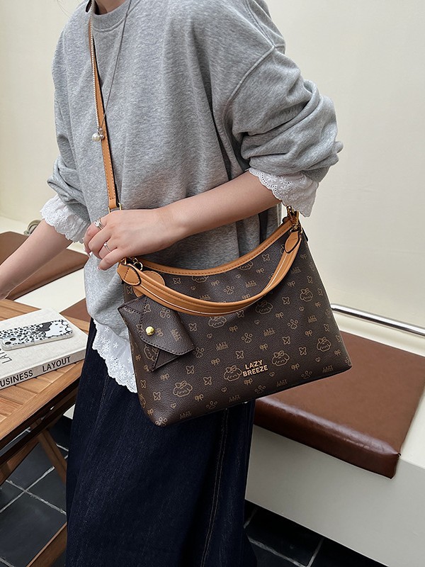 Bolso retro para mujeres 2025 nueva moda transfronteriza bolso de hombro de moda de alta calidad sensación de exquisita mochila de viaje