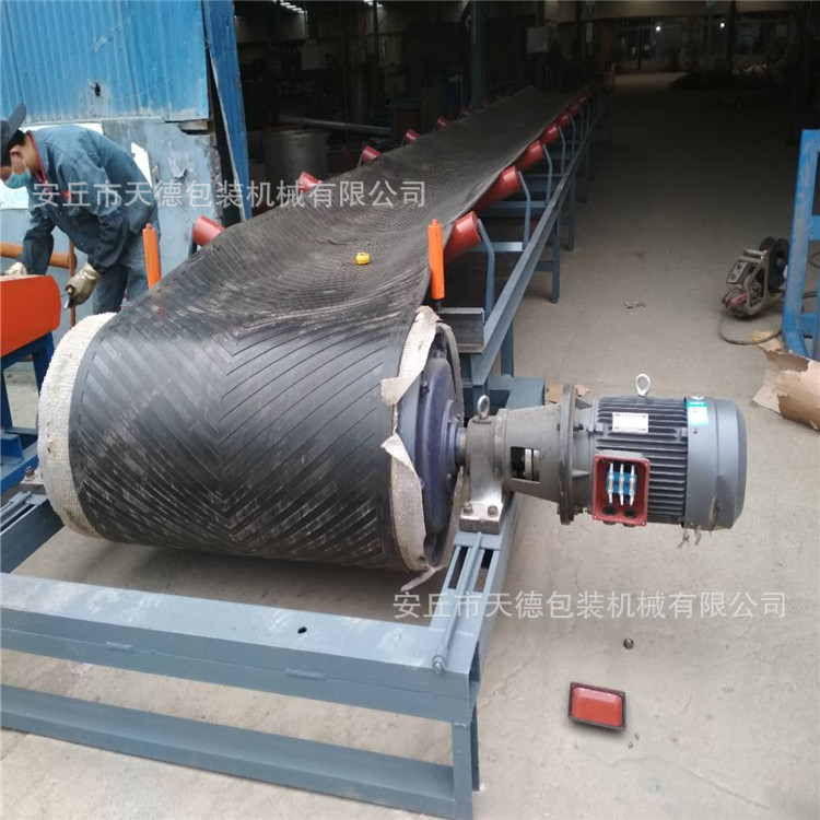 潍坊生产皮带输送机 优惠销售螺旋斗式提升机 干灰散装机厂家