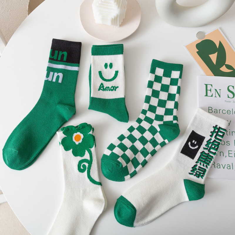 Spring and Autumn new women's BV green mid-calf socks Korean style green honey color ins fashion socks smiley face flower chessboard plaid cotton socks