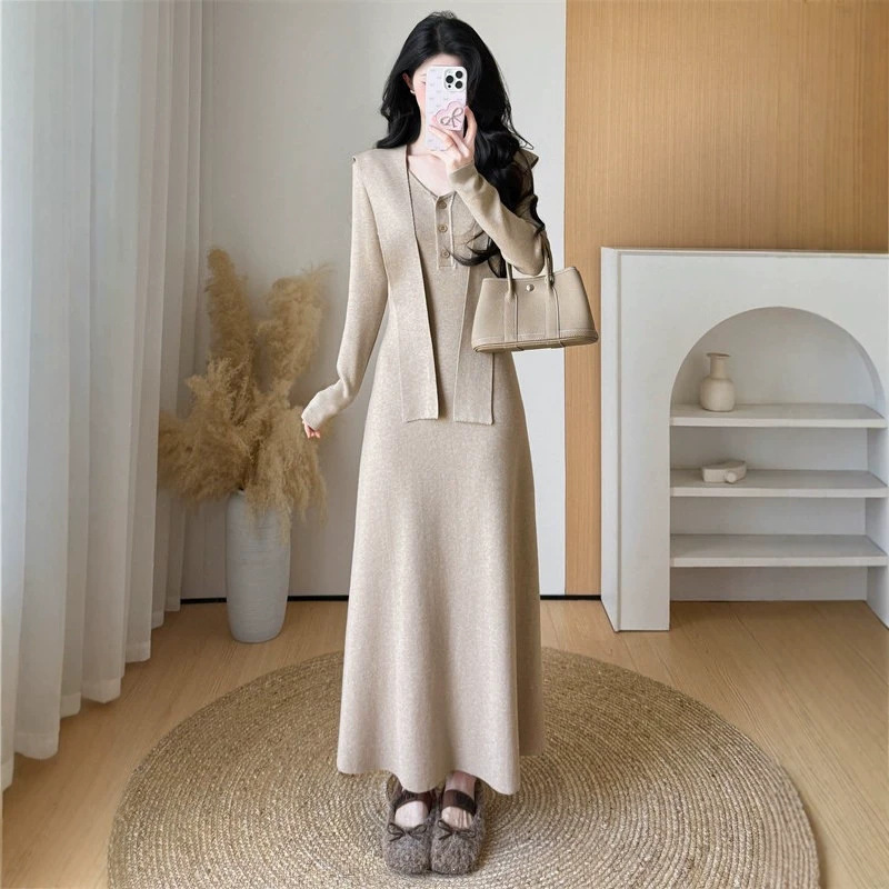 Fashionable, elegant, soft and versatile knitted dress for women, new autumn and winter casual base dress with shawl and over-the-knee length Fashionable, elegant, soft and versatile knitted dress for women, new autumn and winter casual base dress with shawl and over-the-knee length