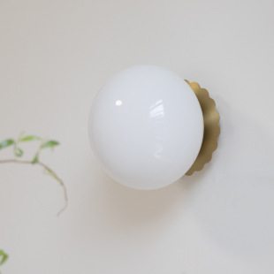 Medieval Bauhaus Normcore Ball Bedroom Bedside Lamp Creative Warm Romantic French Retro Cream Magic Bean Wall Lamp