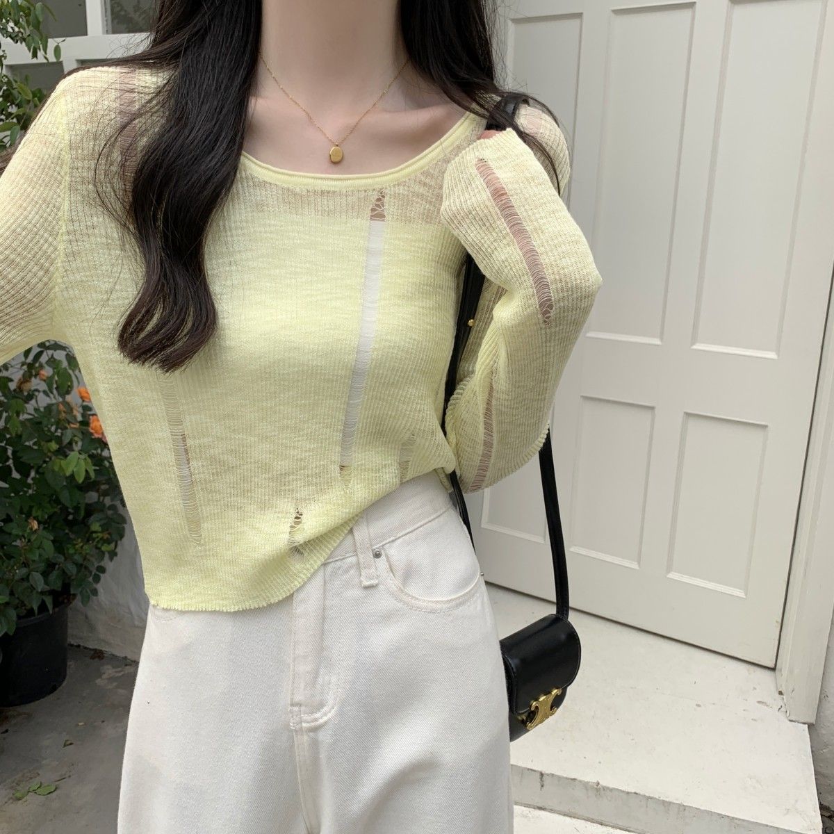 Delgado hueco de punto de manga larga Camiseta de verano de las mujeres corto aire acondicionado camisa estilo coreano nueva protección solar blusa superior image 2