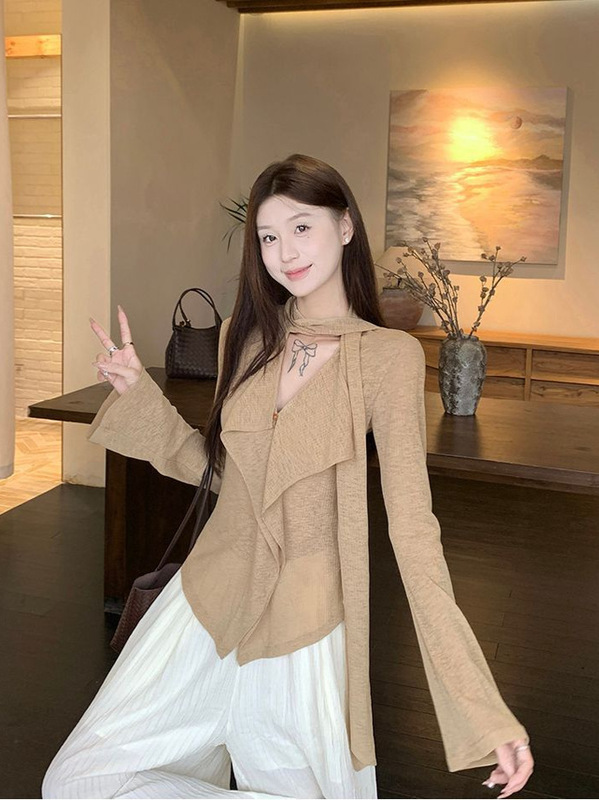 松弛系设计感飘带V领长袖T恤女2025秋季新款修身显瘦小众chic上衣|undefined