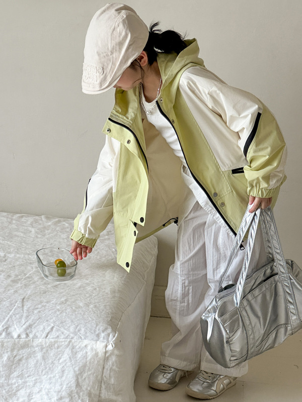 小红鱼女童秋装外套2025新款儿童连帽百搭拼接款宽松长袖冲锋衣潮|undefined