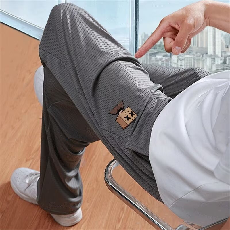 Pantalones casuales delgados de verano, pantalones casuales de hombre, impresión negra, pantalones deportivos rectos de tamaño grande, 2025 nuevos