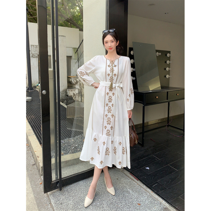 Bohemian Resort Style Dress for Women, Sweet Retro Heavy Embroidery Lace-Up Waist Lantern Sleeve Ruffle Skirt