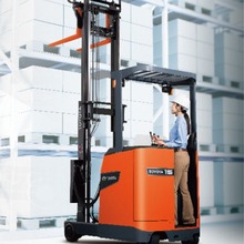 ԭ�b�M���S��ǰ��ʽ��܇խͨ����λ؛�ܶѸߙC늄ӶѶ�܇